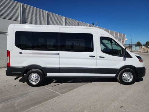 Used 2025 Ford Transit 350 XL image 4