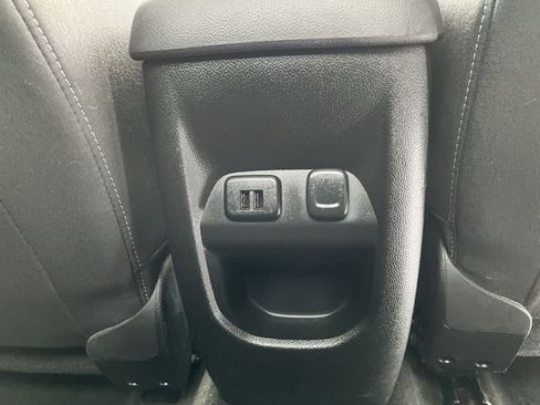 Used 2015 Chevrolet Colorado LT w/ LT Convenience Package image 24