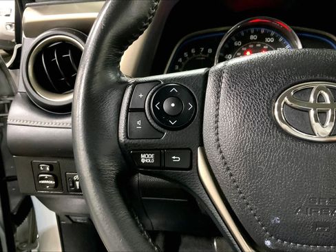Used 2014 Toyota RAV4 Limited AWD/4WD image 24