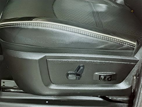 Used 2020 RAM 2500 Laramie image 23