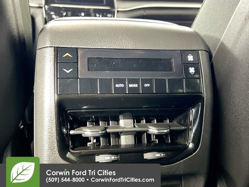 Used 2024 Jeep Grand Cherokee L Laredo AWD/4WD image 28