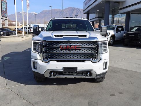 Used 2023 GMC Sierra 3500 Denali w/ Denali Ultimate Package image 9