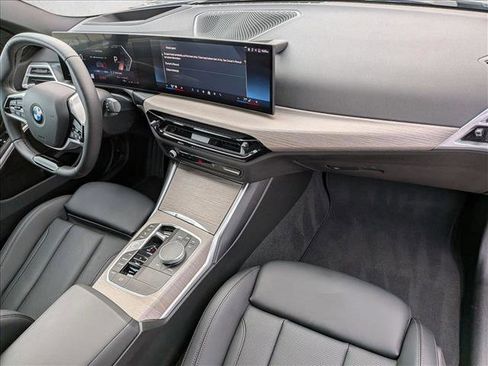 Used 2025 BMW 330i xDrive Sedan image 23