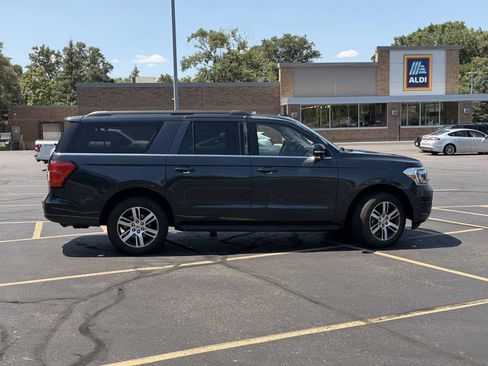 Used 2024 Ford Expedition Max XLT AWD/4WD image 4