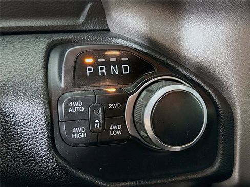 Used 2020 RAM 1500 Big Horn AWD/4WD image 17