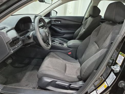 Used 2023 Honda Accord LX image 12
