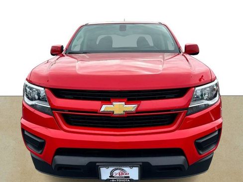 Used 2019 Chevrolet Colorado W/T w/ Custom Special Edition RWD image 10