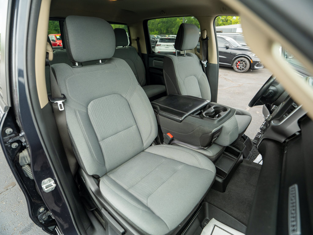 Used 2020 RAM 1500 Big Horn AWD/4WD image 25