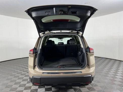 Used 2024 Nissan Rogue SV w/ SV Premium Package AWD/4WD image 49