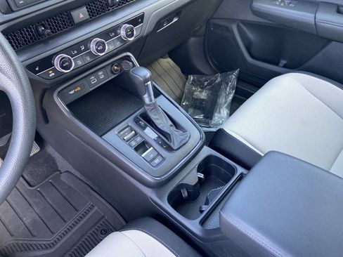 Used 2025 Honda CR-V EX image 24