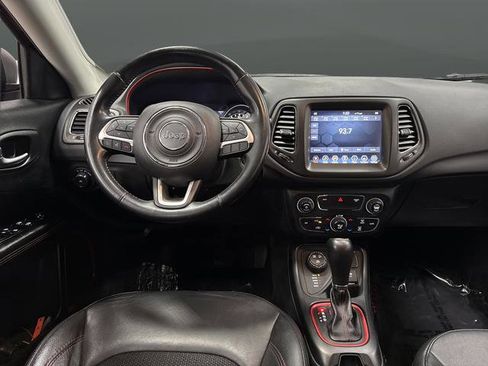 Certified 2019 Jeep Compass Trailhawk image 5