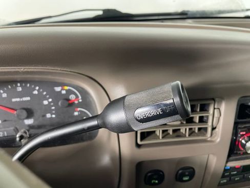 Used 2004 Ford Excursion Eddie Bauer image 9