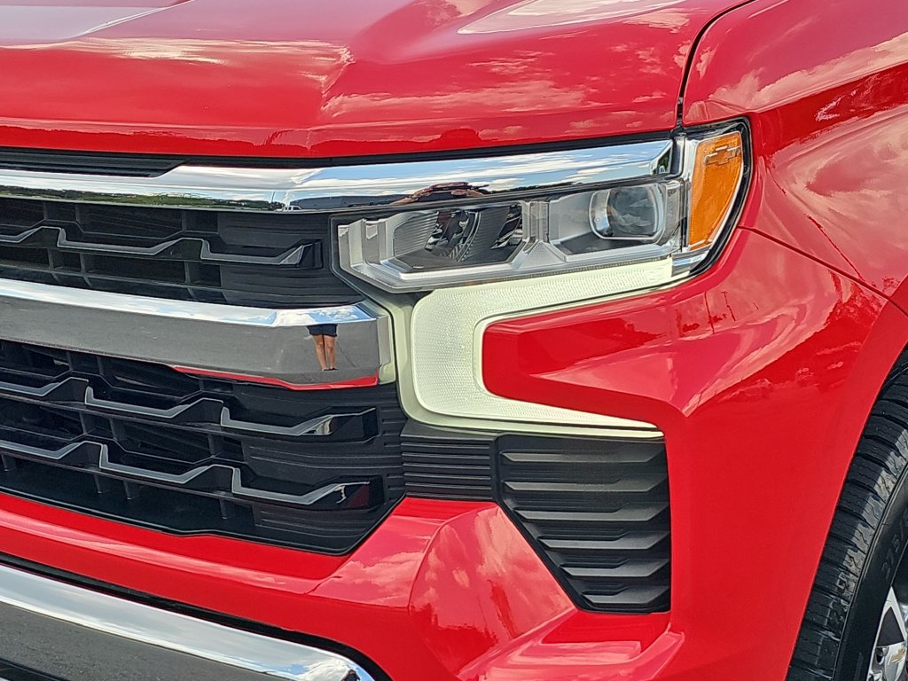 Used 2023 Chevrolet Silverado 1500 LT AWD/4WD image 33