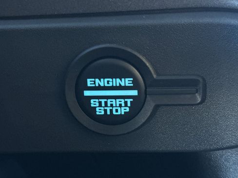 New 2025 Ford Bronco Badlands image 22