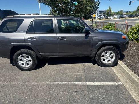 Certified 2022 Toyota 4Runner SR5 RWD image 25