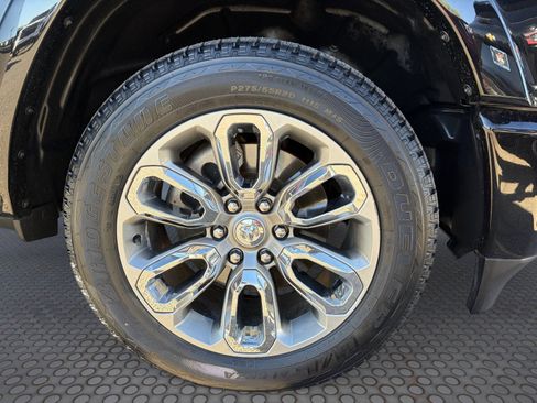 Used 2021 RAM 1500 Laramie AWD/4WD image 10