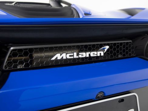Used 2020 McLaren 720S Performance RWD image 40