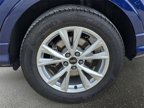 Used 2025 Audi Q3 2.0T Premium w/ Convenience Package image 38