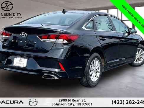 Used 2018 Hyundai Sonata SE image 2