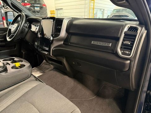 Used 2024 RAM 2500 Big Horn w/ Night Edition AWD/4WD image 9