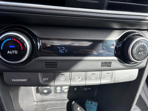 Used 2021 Hyundai Kona Ultimate w/ Cargo Package image 23