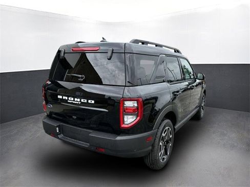 Used 2024 Ford Bronco Sport Outer Banks w/ Tech Package image 6