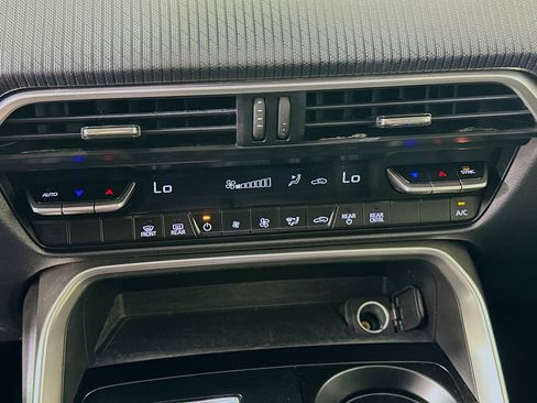 Used 2024 MAZDA CX-90 3.3 Turbo w/ Select Package image 23