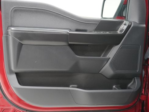 Used 2022 Ford F150 Raptor image 12