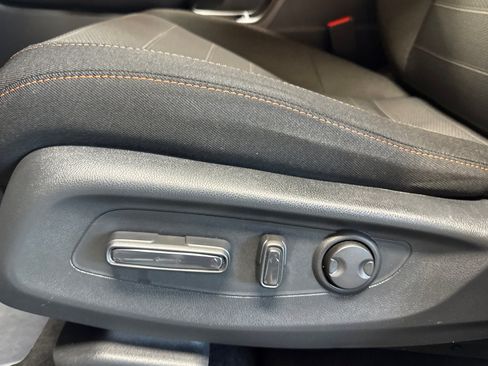 Used 2025 Honda CR-V Sport image 14