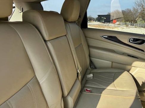 Used 2013 INFINITI JX35 AWD w/ Premium Pkg image 21