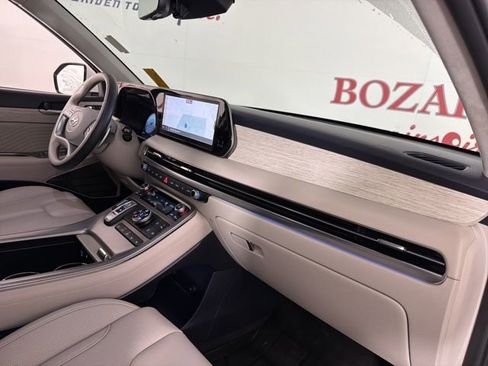 Used 2025 Hyundai Palisade Calligraphy image 17