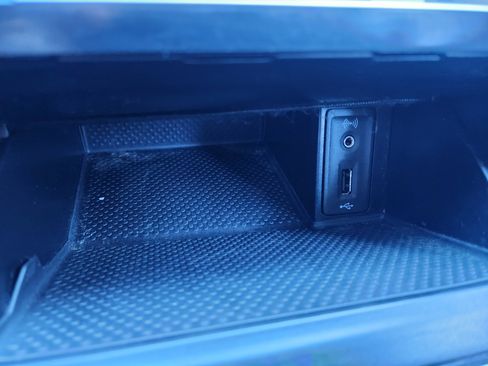 Used 2017 Volkswagen Golf Alltrack S image 33