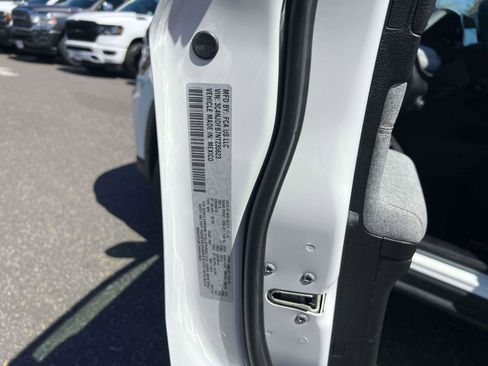 Used 2022 Jeep Compass Latitude image 21