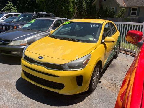 Used 2019 Kia Rio S FWD image 1