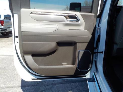 New 2026 GMC Sierra 2500 SLT w/ SLT Premium Package image 21