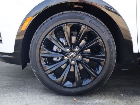 New 2026 Buick Envista Sport Touring image 9