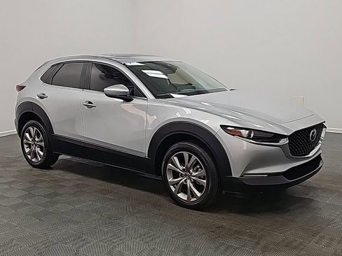 Used 2021 MAZDA CX-30 FWD 2.5 S w/ Preferred Package image 2