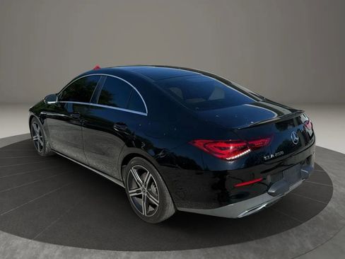 Used 2020 Mercedes-Benz CLA 250 image 3