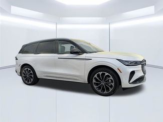 Used 2024 Lincoln Nautilus Reserve w/ Equipment Group 203A video 1