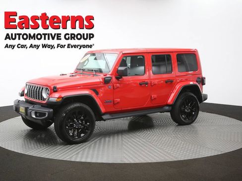Used 2025 Jeep Wrangler Unlimited Sahara image 55