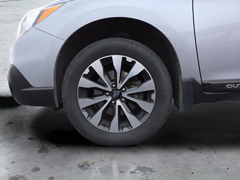 Used 2017 Subaru Outback 2.5i Limited AWD/4WD image 26
