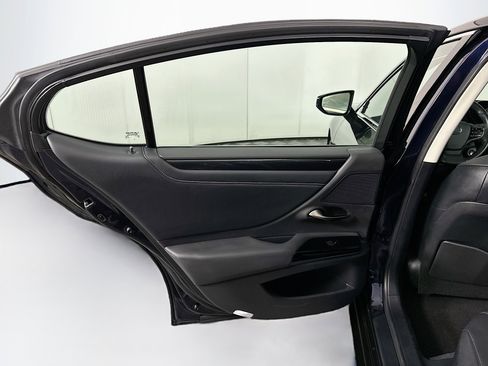 Used 2024 Lexus ES 350 image 25