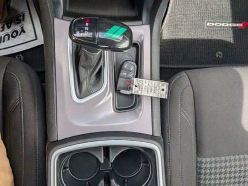 Used 2023 Dodge Charger SXT RWD image 28