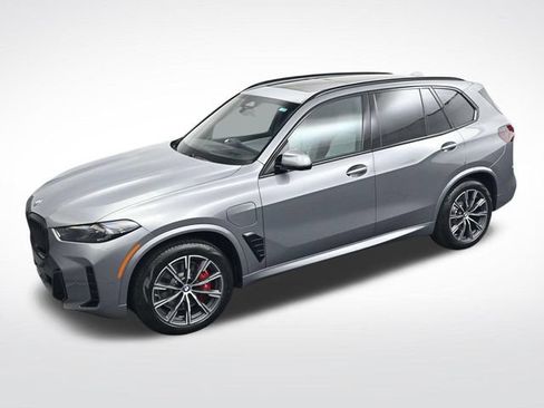 New 2026 BMW X5 xDrive50e w/ M Sport Package AWD/4WD image 28