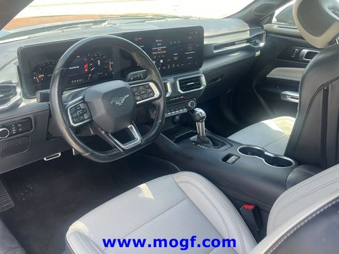 Used 2024 Ford Mustang Premium RWD image 5