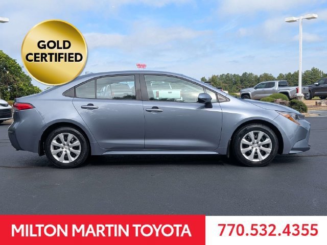 Used 2025 Toyota Corolla LE FWD image 8
