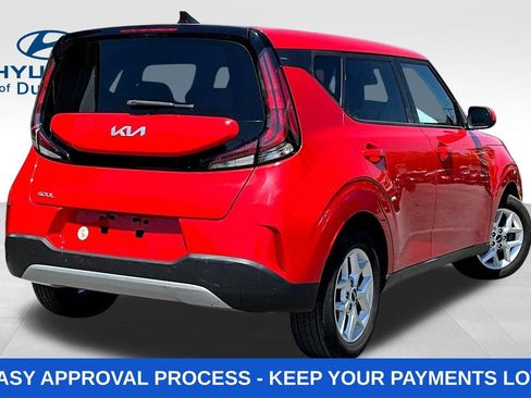 Used 2023 Kia Soul LX w/ LX Technology Package FWD image 8