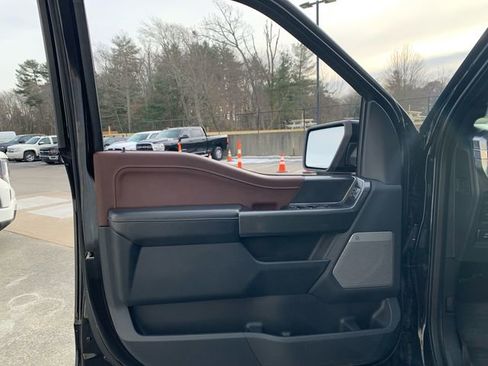 Used 2022 Ford F150 Lariat w/ Equipment Group 502A High image 24