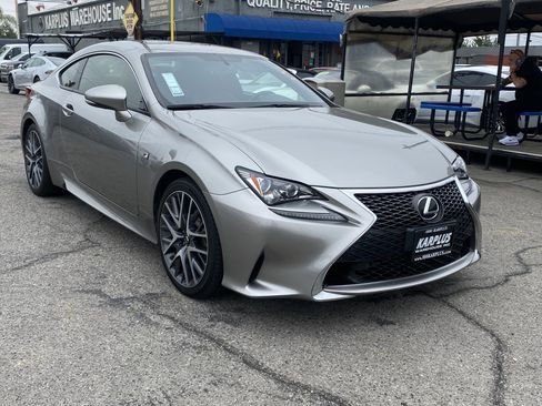 Used 2016 Lexus RC 200t RWD image 6