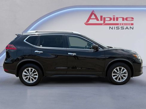 Used 2018 Nissan Rogue SV AWD/4WD image 6